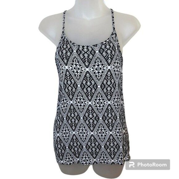 Mudd Black and White Geo Pattern Tank Top Size Small - Picture 1 of 5